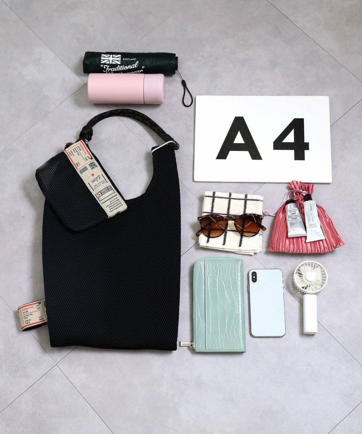 【COO SPECIAL WEEK】標誌膠帶 Marche 型單肩包 / A4 兼容